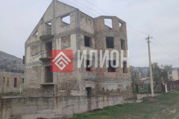 Дом, 300 м², 3 эт.