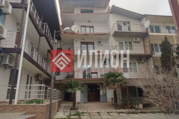 Коттедж, 500 м², 3 эт.