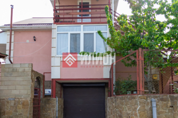 Дом, 300 м², 2 эт.