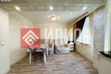 3-к квартира, 43 м², 2/2 эт.