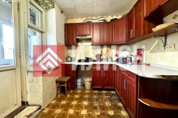 2-к квартира, 52,4 м², 3/3 эт.