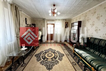 Дом, 200 м², 3 эт.