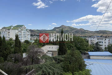 2-к квартира, 42 м², 3/5 эт.