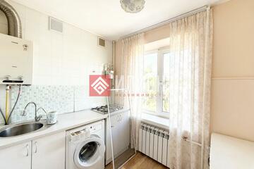 2-к квартира, 40 м², 3/5 эт.